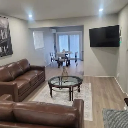Cozy Queens Ny Near Jfk Sleeps 4 Comfortable 3 Bedroom With Great Wifi Quiet Residential Location