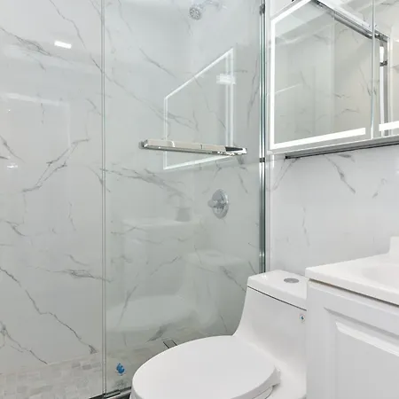 The Pearl-3br 2 Bath Boutique Nyc Aparthotel