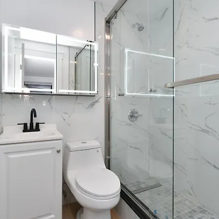 The Minute -3 Bedrooms -sleeps 13 Aparthotel New York