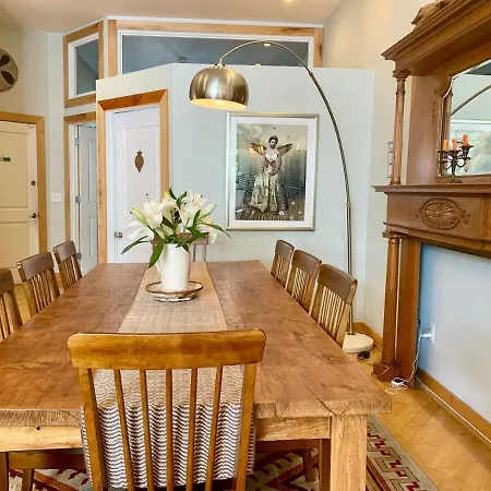 Lovely Brownstone In W Harlem 4 Bdr 3 Bath Garden *
