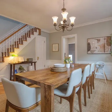 4Br Near Prospect Park Off-Street Parking Outdoor Space 3 Kings, 1 Queen