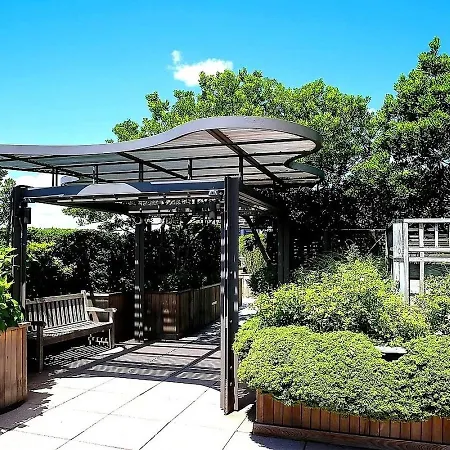 In Nyc Steps Away From Park Homestay New York