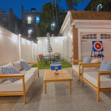 4Br Near Prospect Park Off-Street Parking Outdoor Space 3 Kings, 1 Queen *