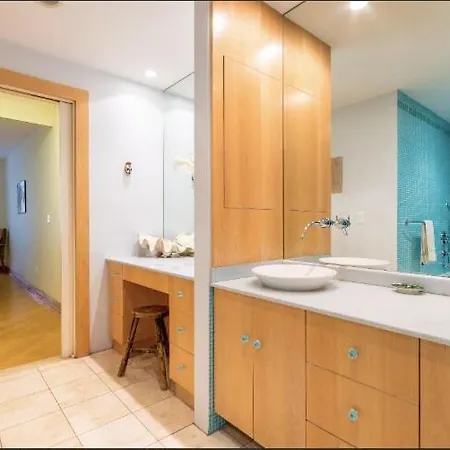Lovely Brownstone In W Harlem 4 Bdr 3 Bath Garden Holiday home New York