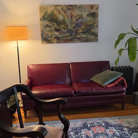 A Private 15 Min From Manhattan Homestay *