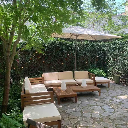 Lovely Brownstone In W Harlem 4 Bdr 3 Bath Garden Holiday home *