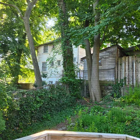 A Private 15 Min From Manhattan Homestay