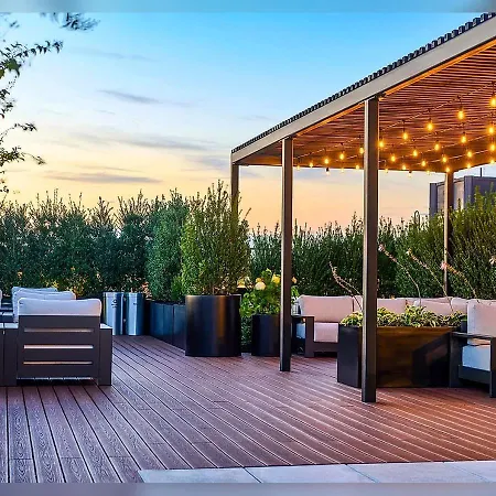 Homestay In Nyc Steps Away From Park