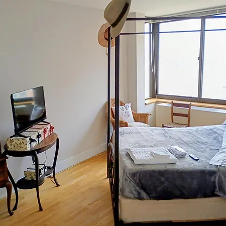 In Nyc Steps Away From Park Homestay New York