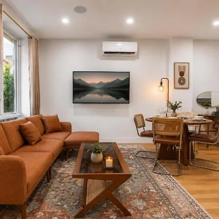 Renovated Unit In Brooklyn Washerdryer