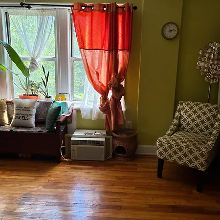 Tranquil One Bedroom In Beautiful North Riverdale * New York