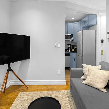 Stylish Manhattan Retreat Near Nyc Landmarks * New York