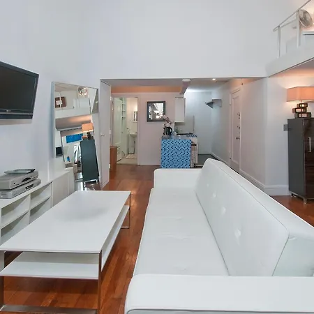 Great In Next To Time Square *