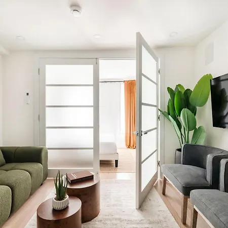 Apartment 22-4c New Curated 1br In Gramercy W&d