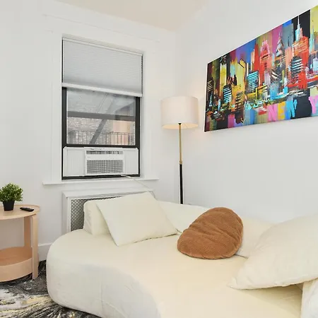 Apartment Elegant 2 Bedroom Retreat Near Park New York
