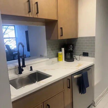 Charming One-bedroom In The Heart Of Park Slope * New York