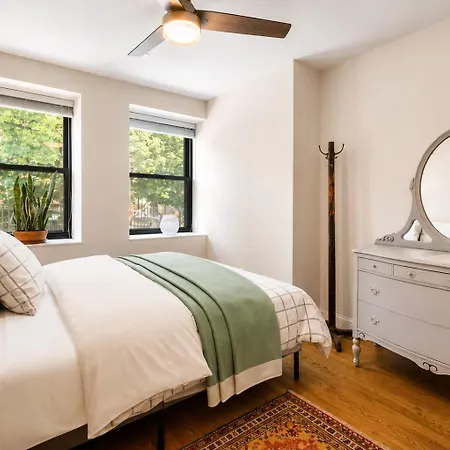 Stylish Harlem Duplex With Private Patio Near Park Apartment New York