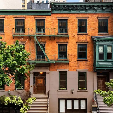 Apartment Lou Lou De La Falaise The At Irving Place