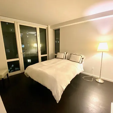 Apartment 1bed 30days Min Nr Grand With Washer Dryer In Unit *