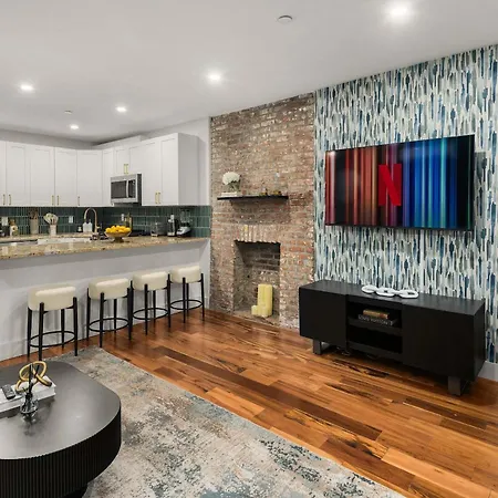 Apartment Bright And Modern Unit New York