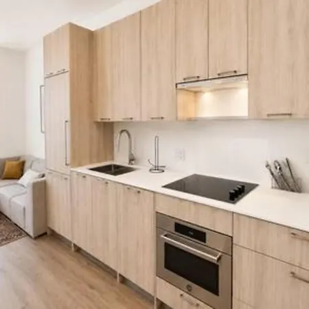 Luxury 1bd The Axel Full Service Building Apartment *