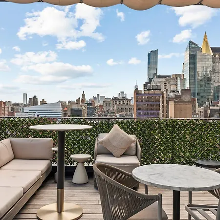 Rove Travel - Marmara Place 402 - Modern * New York