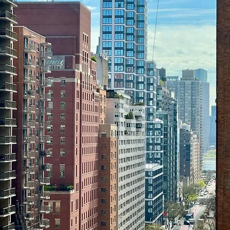 Midtown Park Ave Spacious Charming Gem Chrysler View Corner Apartment *
