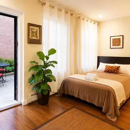 Fabulous 1 Bedroom In Manhattan Apartment
