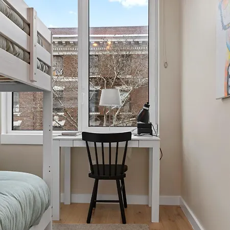 Modern 3 Bedroom In The Heart Of Downtown Brooklyn Across From Barclay's Center New York