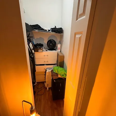 Apartment Midtown West