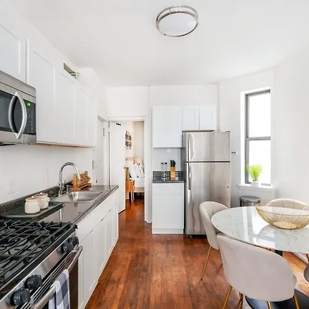 Apartment 1288 Ues
