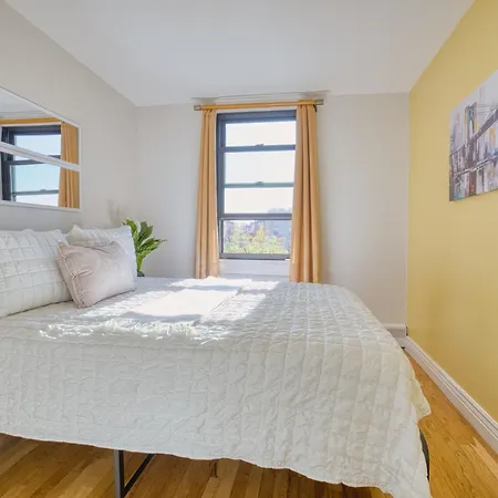 Apartment 3Br Brooklyn Flatbush King Bed, 2 Queens 5 Min To Kings Theatre