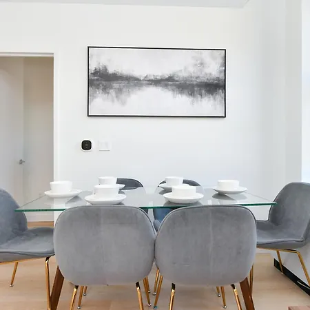 Apartment Sleek 2br Oasis In Financial District New York