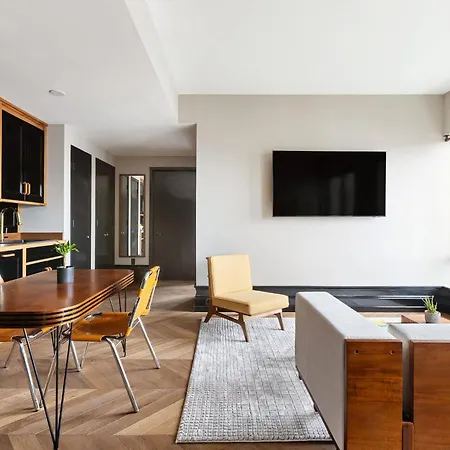 Freeman 1303 By Rove Travel - 1br With Balcony Apartment *