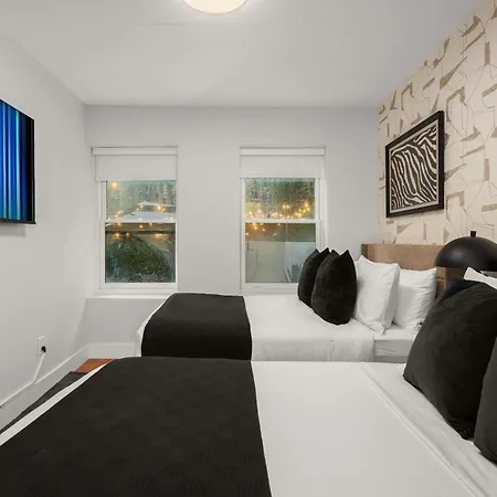 Bright And Modern Unit