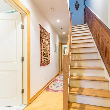 Lovely Brownstone In W Harlem 4 Bdr 3 Bath Deck Garden