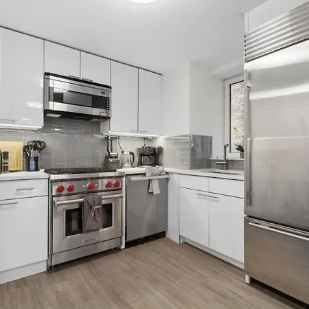 Prime Ues Newly Renovated Luxury 2br Park