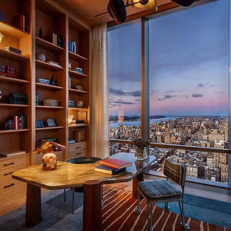 Apartment The Tower 4 Bedroom Views Of Park *