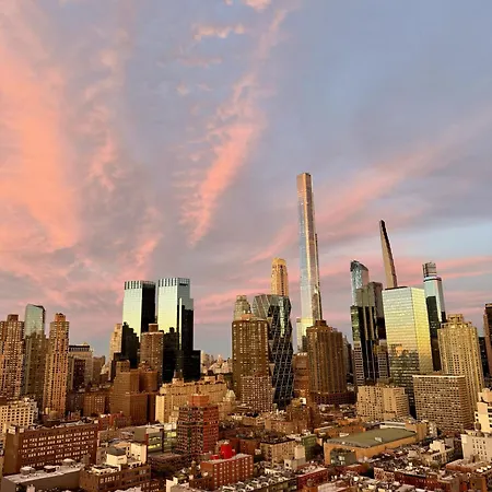 Midtown High Floor Stunning Panoramic View Corner 2br