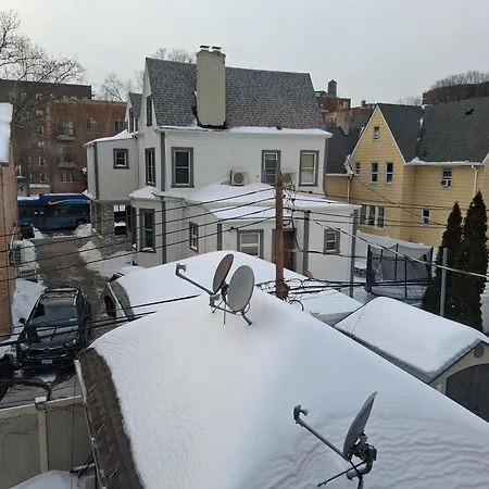 Apartment Cozy 20 Minute Train To Midtown Manhattan