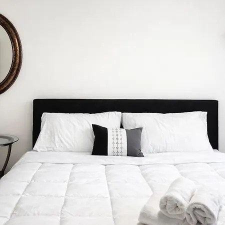 Apartment On Madison New York