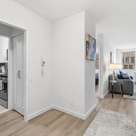 Spacious In Murray Hill New York
