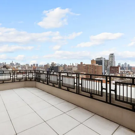 Freeman 1303 By Rove Travel - 1br With Balcony