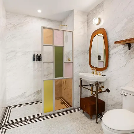 Freeman 1301 By Rove Travel - 1br With Shared Amenities Apartment
