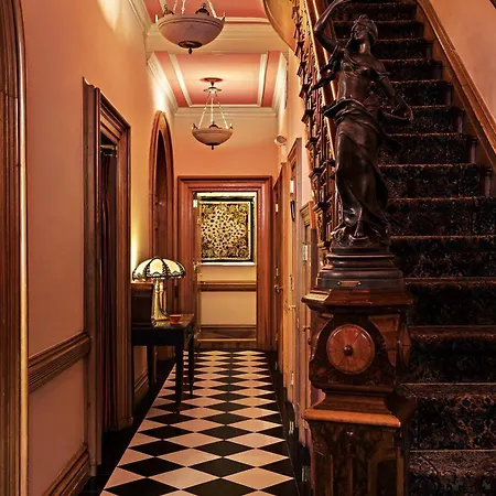 Edith Wharton The At Irving Place Inn *