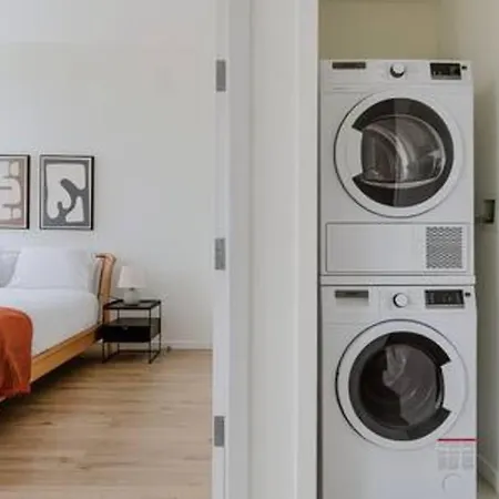 Apartment Modern 1br At The Axel Full Amenities