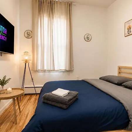 Stylish Near Airport By Train Easy Access To Manhattan * New York