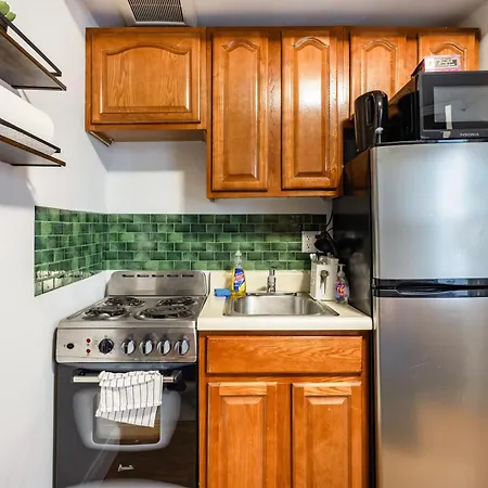 Apartment 2 Bd Stylish Getaway In Lower Manhattan *
