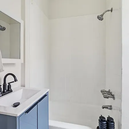 Washington Heights Gem Near Nyc Transit *