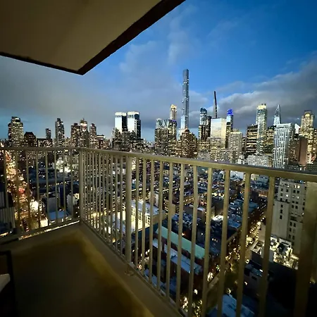 Midtown High Floor Stunning Panoramic View Corner 2br Apartment New York